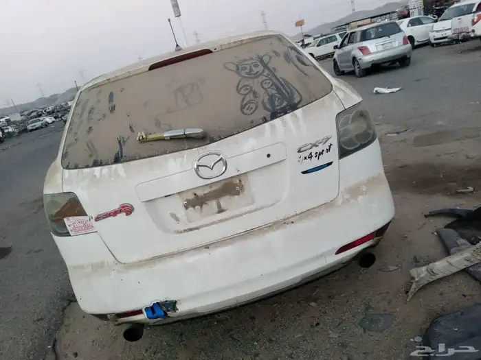 يوجد لدينا قطع غيار مازدا 7  لتواصل 0