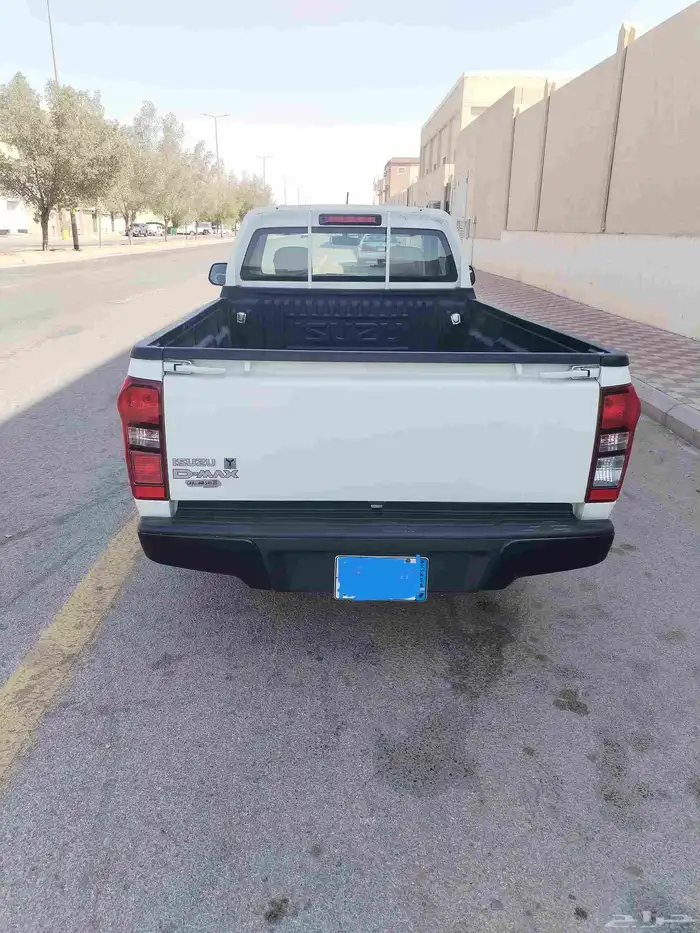 للبيع ايسوزو موديل 2025 24