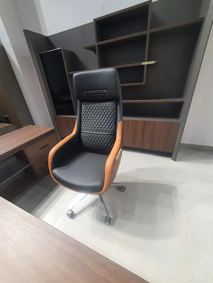 مكتب فخم متوفر جديد التصميم سعر الجمله 24