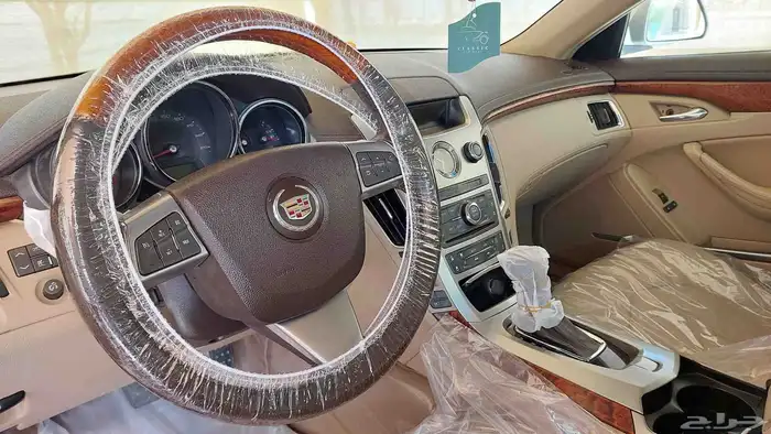 للبيع كاديلاك فل كامل موديل 2010 0