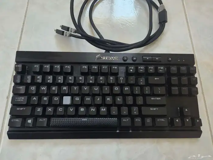 كيبورد قيمنق Corsair K65 Lux MX Red 1