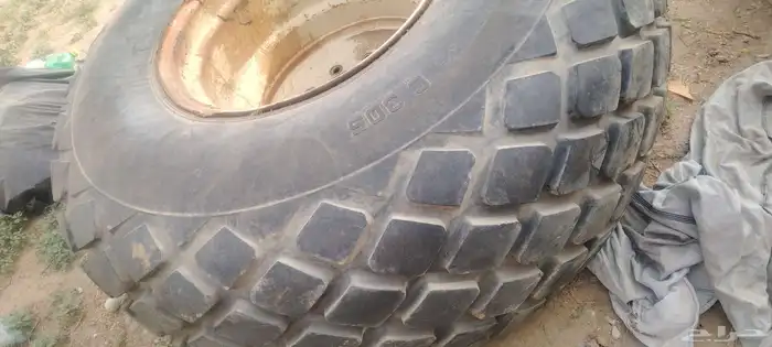 كفرات مع جنط مستعمل نضيف رصاصه 23 1 26 1