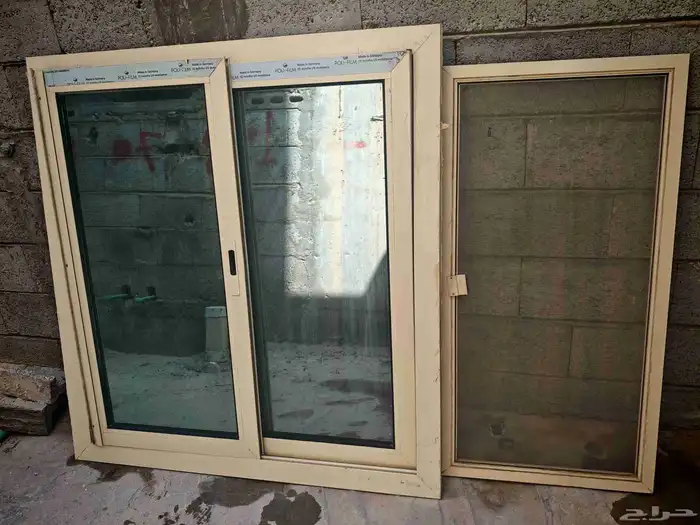 نافذة مقاس 114x121 0