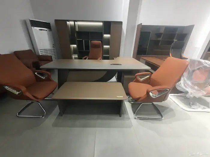 مكتب فخم متوفر جديد التصميم سعر الجمله 22