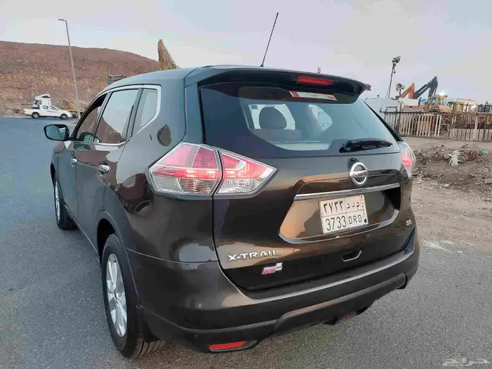 اكس تريل 2017 عداد قليل 10