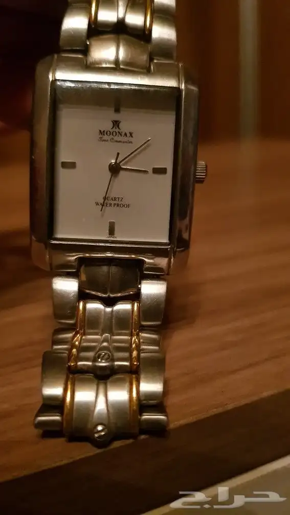 ساعات ماركات فيرساتشي فيندي و أرماني و غيرها نسائيه ب 50 14