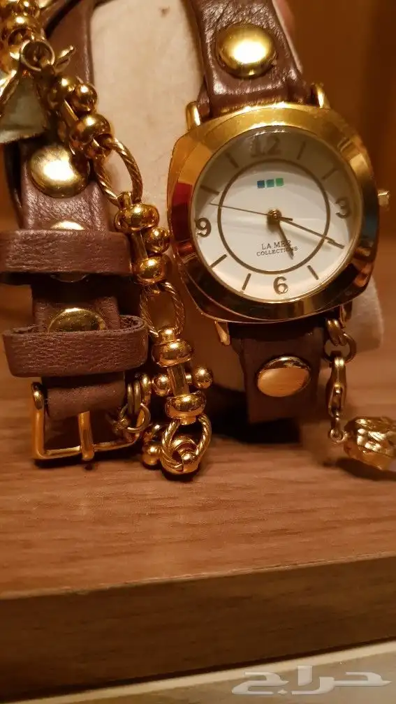 ساعات ماركات فيرساتشي فيندي و أرماني و غيرها نسائيه ب 50 18