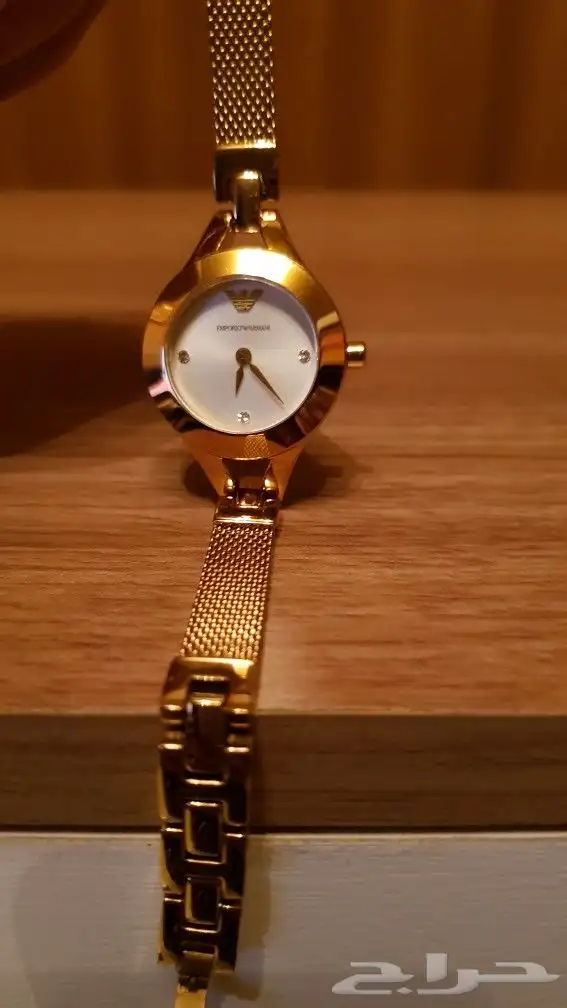 ساعات ماركات فيرساتشي فيندي و أرماني و غيرها نسائيه ب 50 5