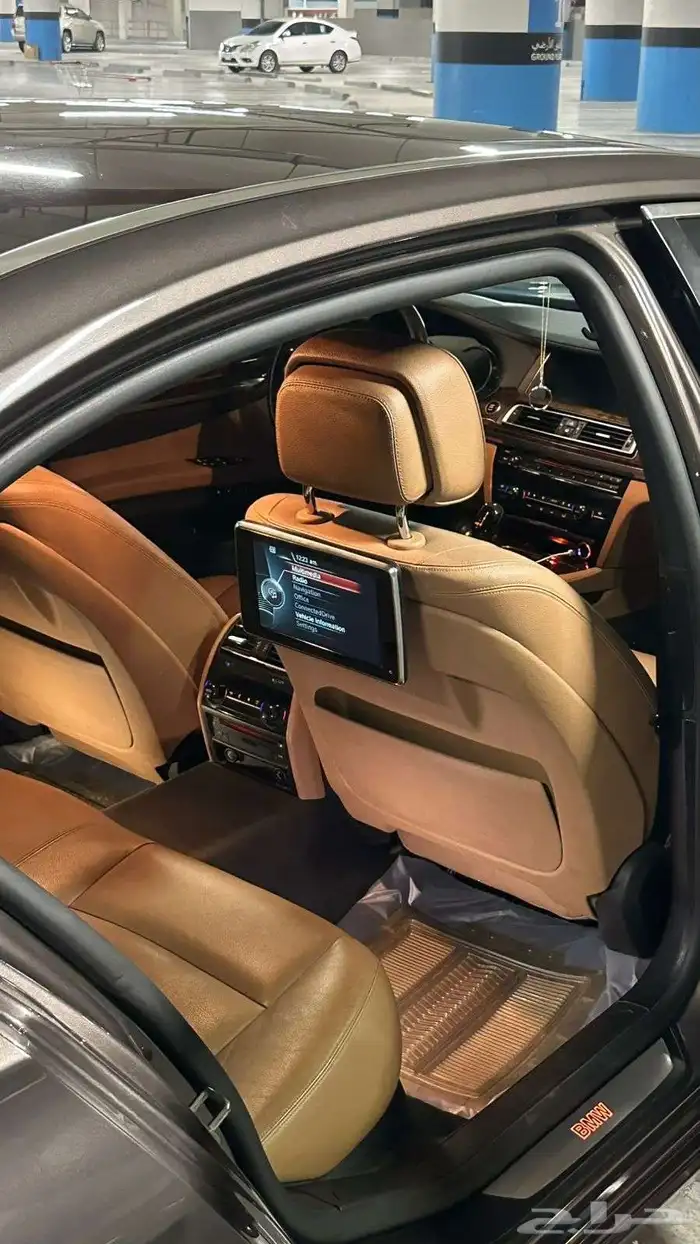 للبيع BMW 730. فل   2014 7