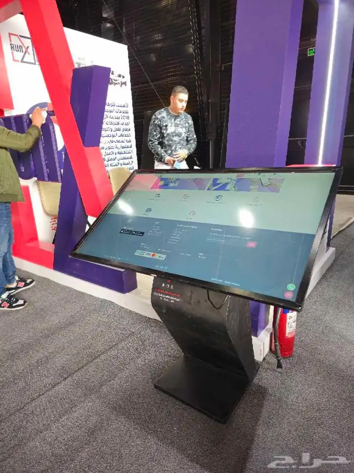 شاشات تفاعلية للإيجار. طولية وعرضية 4