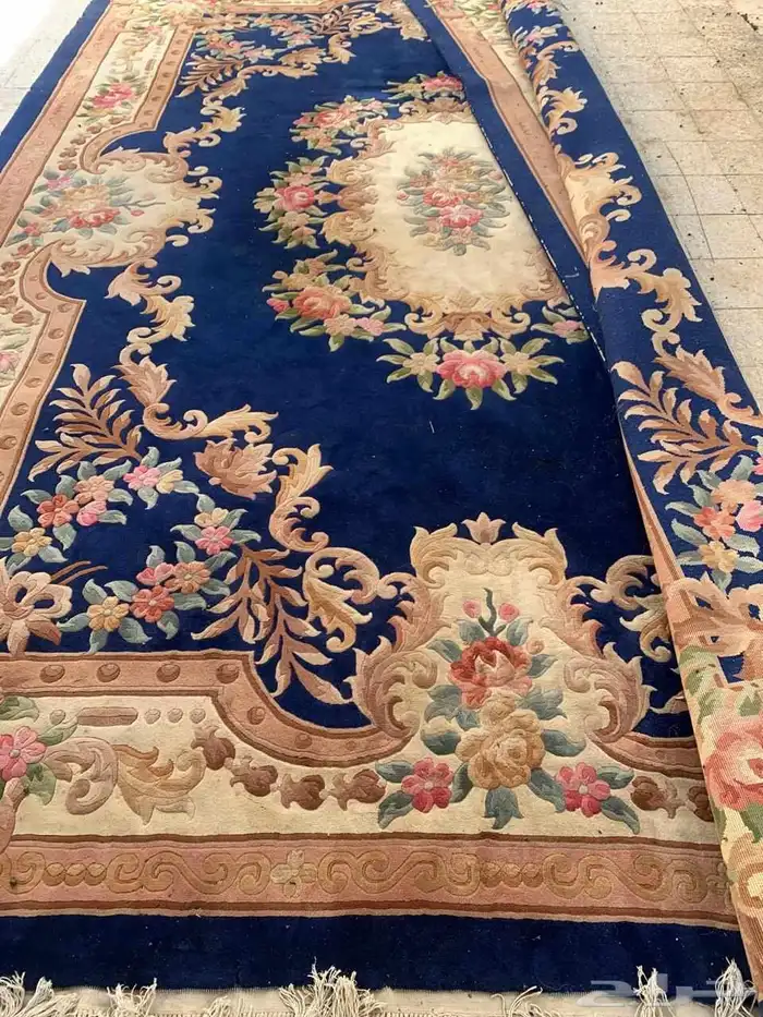 سجادة يدوي فاخر 0