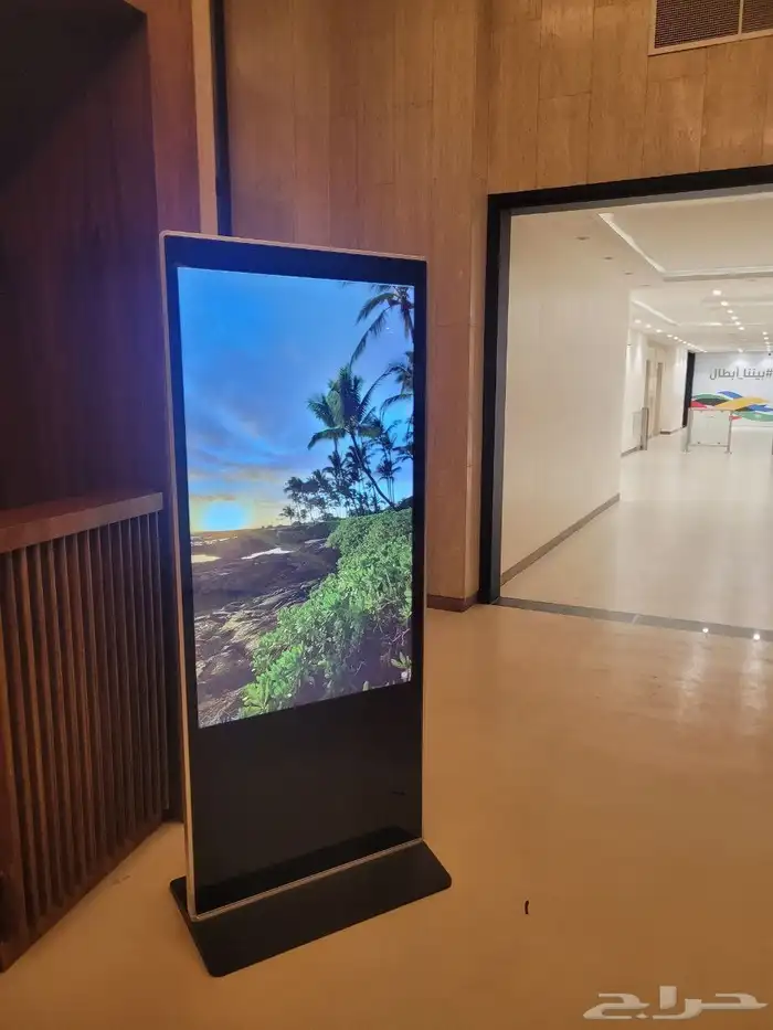 شاشات تفاعلية للإيجار. طولية وعرضية 0