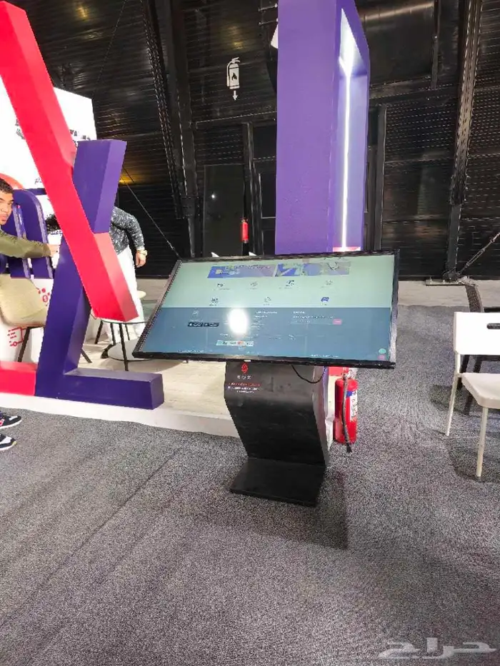 شاشات تفاعلية للإيجار. طولية وعرضية 6