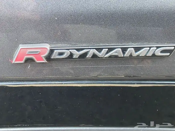 للبيع لاند روفر فيلار P250 R Dynamic 2019 9