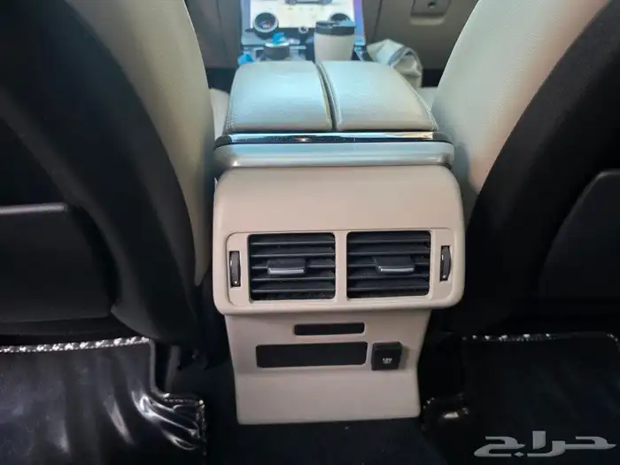 للبيع لاند روفر فيلار P250 R Dynamic 2019 15
