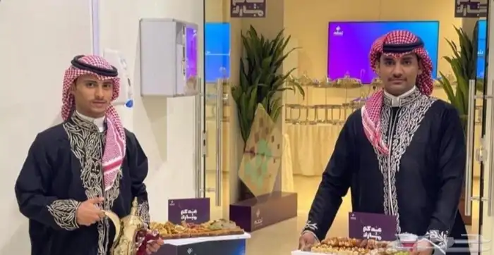 قهوجي وصبابين رجال ونساء سفرجيين رجال ونساء 3