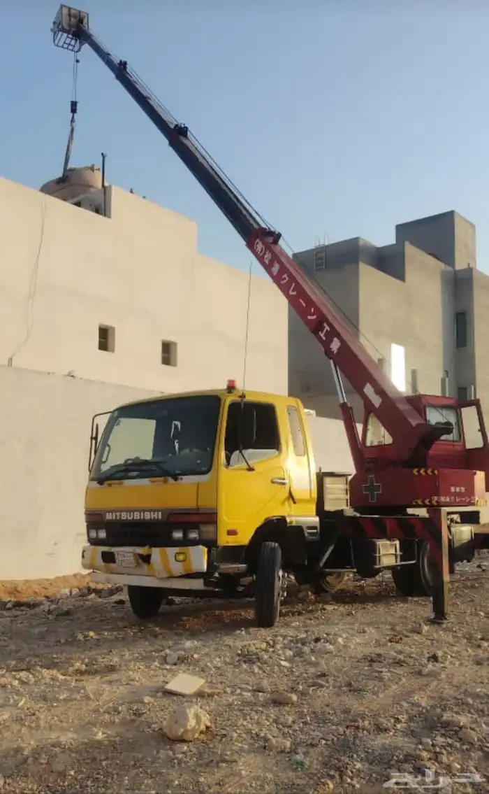 ابوفاروق لتأجير المعدات الثقيلة. سكين Forklift.كرينات.بوكلين 4