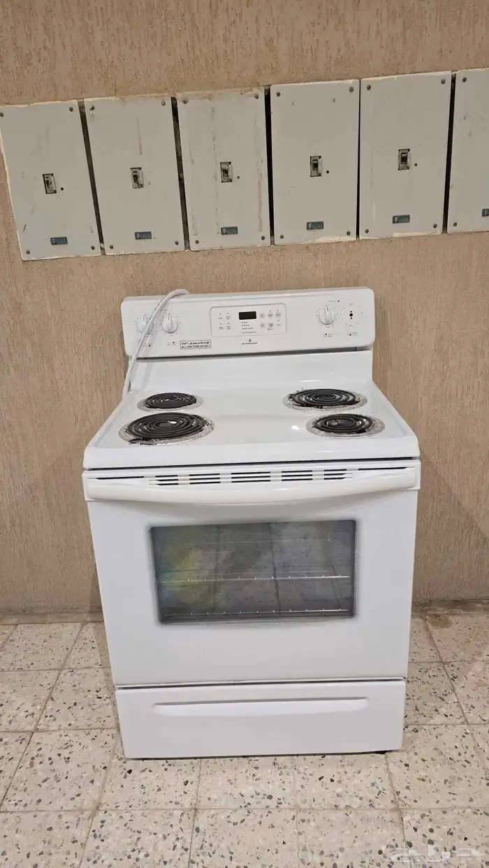 فرن كهربائي كالفينيتور وثلاجه 0