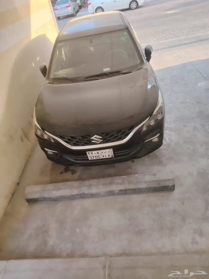 للبيع سوزوكي بالينو 2024 فل كامل أسود الموديل 2024م 6