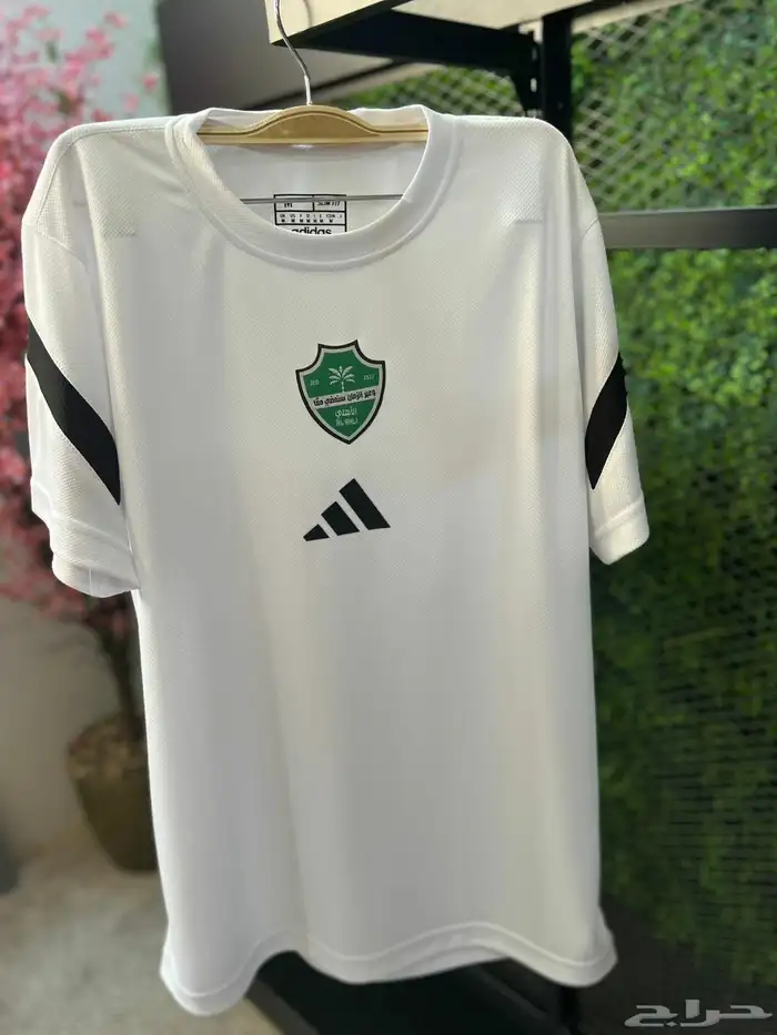 اطقم وتيشرتات اندية   الهلال   النصر  الاهلي  خامه ممتاز 7