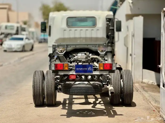 ايسوزو دينا 4طن شاص طويل وشاص قصير 9