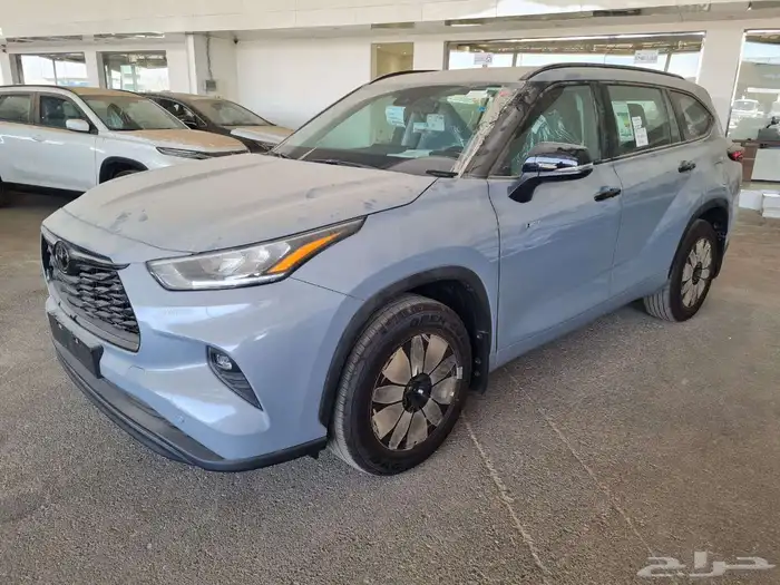 تويوتا هايلندر فئة GLE بلاك اديشن موديل 2025 1