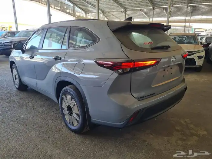 تويوتا هايلاندر GLE بلاك اديشن موديل 2025 8