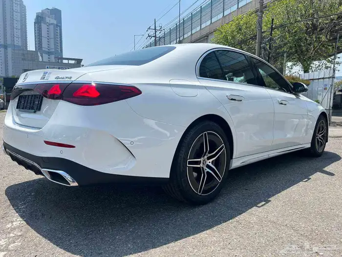 مرسيدس E300 AMG Line موديل 2024 وارد كوريا 6