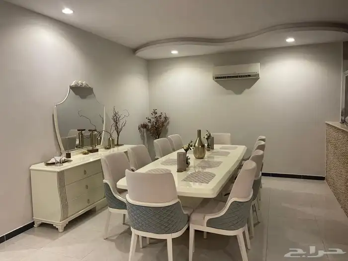 فيلا ايجار حي الزمرد مساحه 312 2