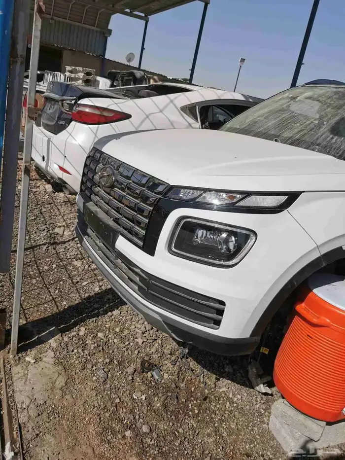 قطع غيار جميع انواع السيارات 0