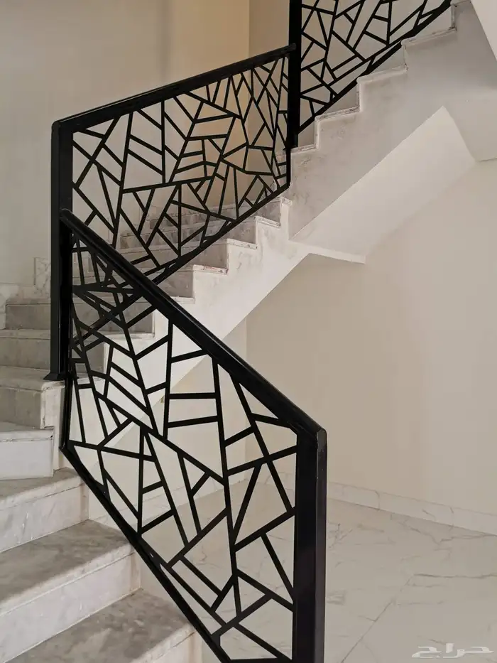 مقاول ومشرف سعودي 3