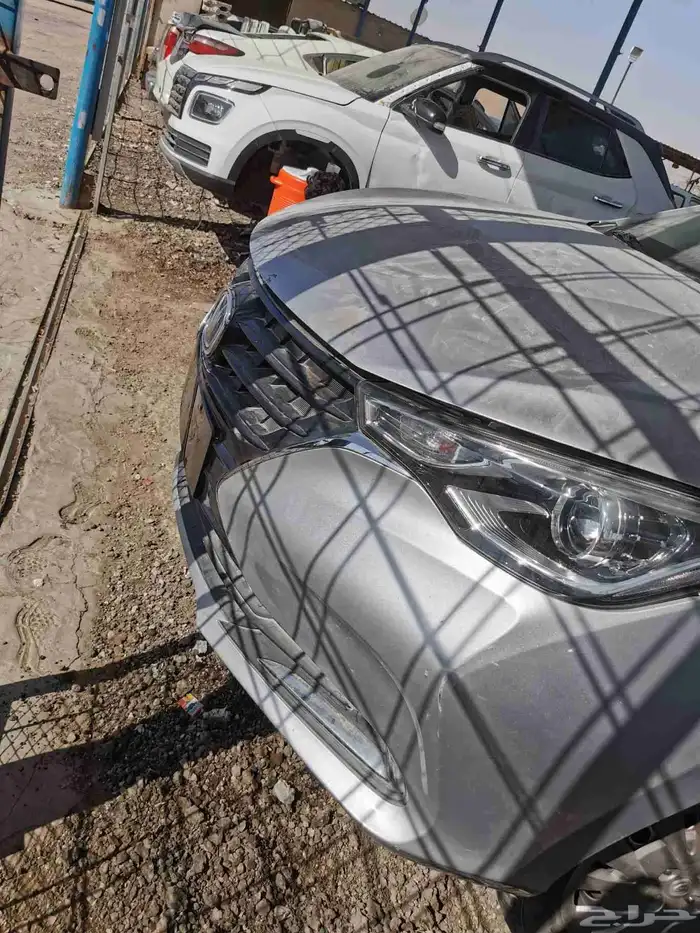 قطع غيار جميع انواع السيارات 4