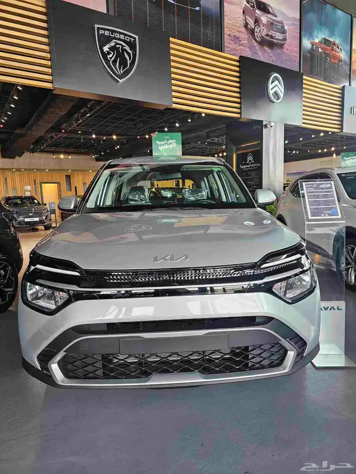 كيا كارينز استاندر مطور 2025 بسعر حصري من شركة سفنز 0