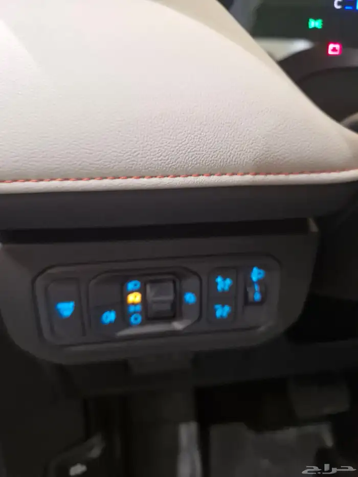 فورد تورس تيتانيوم 16