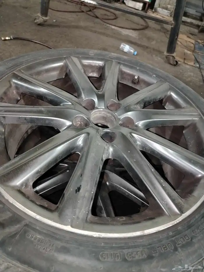 جنوط لكزس جي اس 2013 1