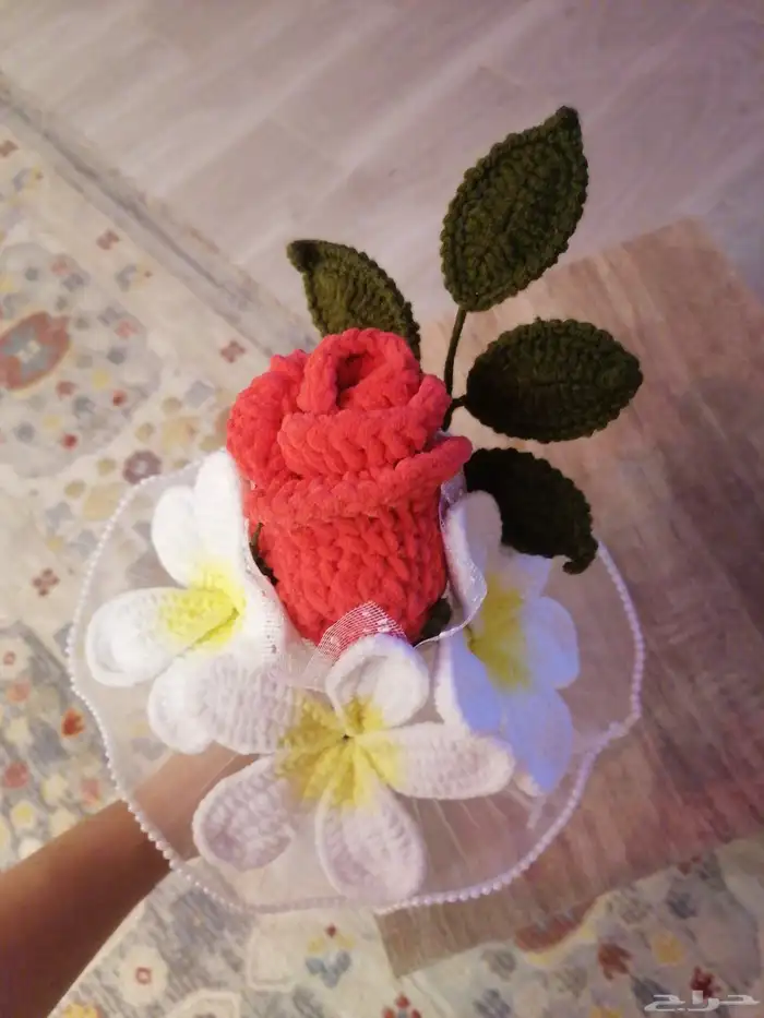 باقة ورد حياكة يدوية 0
