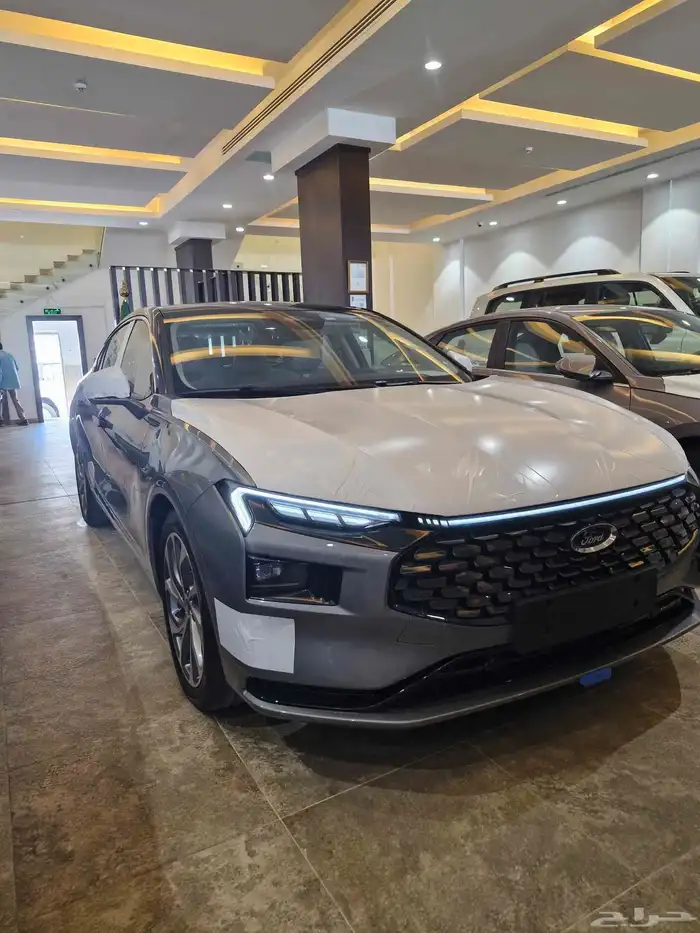 فورد تورس تيتانيوم 1