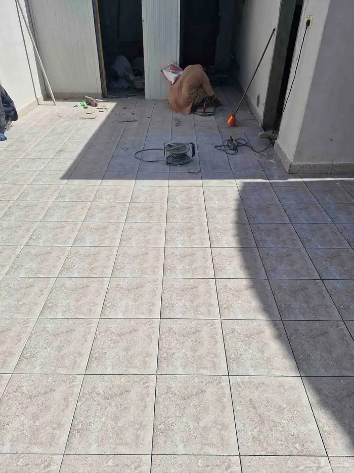 مبلط بلاط سراميك بورسلان دهان سباك بناء تكسير تركيب وترميم 5