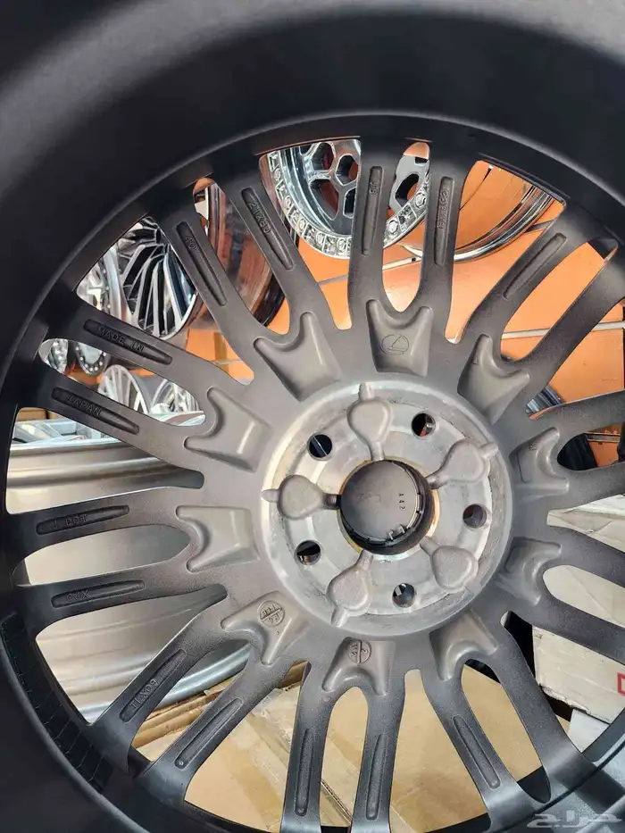 جنوط لكزس ار اكس مقاس 21 اصلي موديل 2025 9