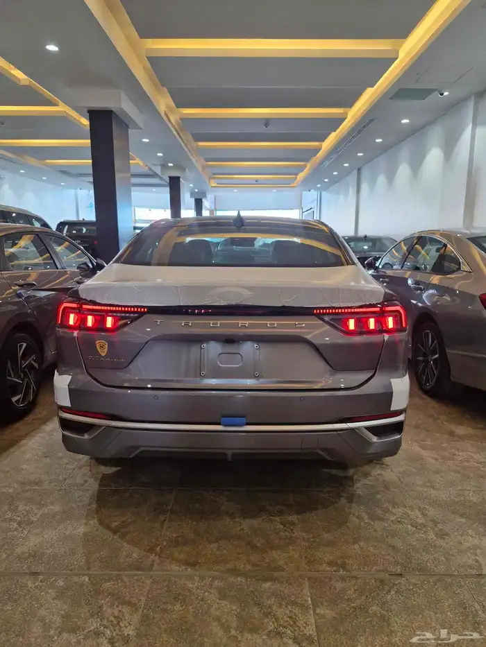 فورد تورس تيتانيوم 7