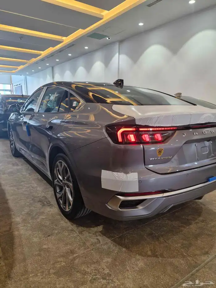 فورد تورس تيتانيوم 5