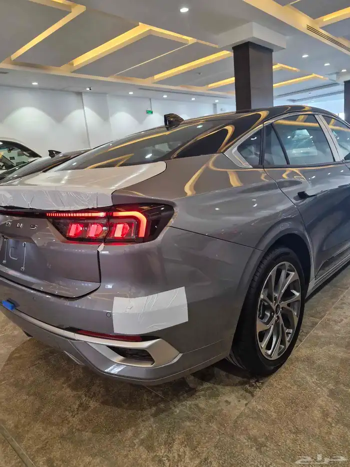 فورد تورس تيتانيوم 6