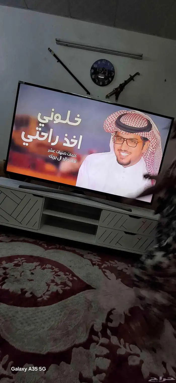 شاشه مقاسات مختلفه للبيع المستعجل كلها ع الشرط 0