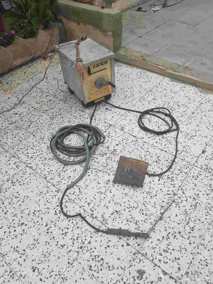 ماكينة لحام كبير كهرباء حدادة ورش 2