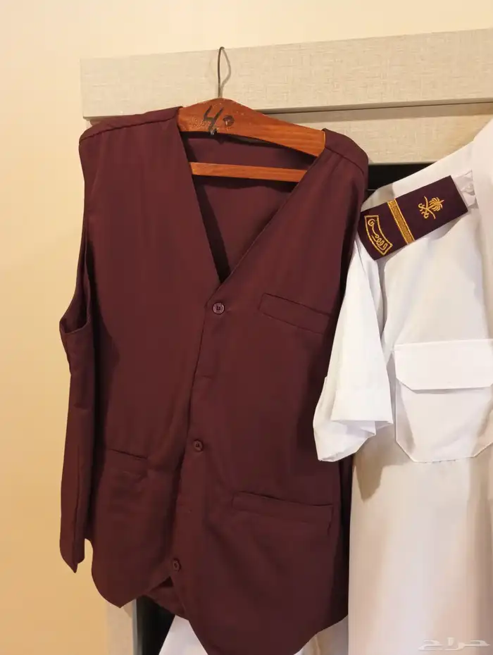 بدلة سكرتيه للبيع 1