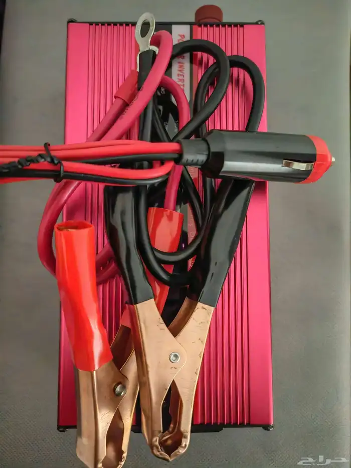 محول طاقة للسيارة على البطارية إلى 220V 2