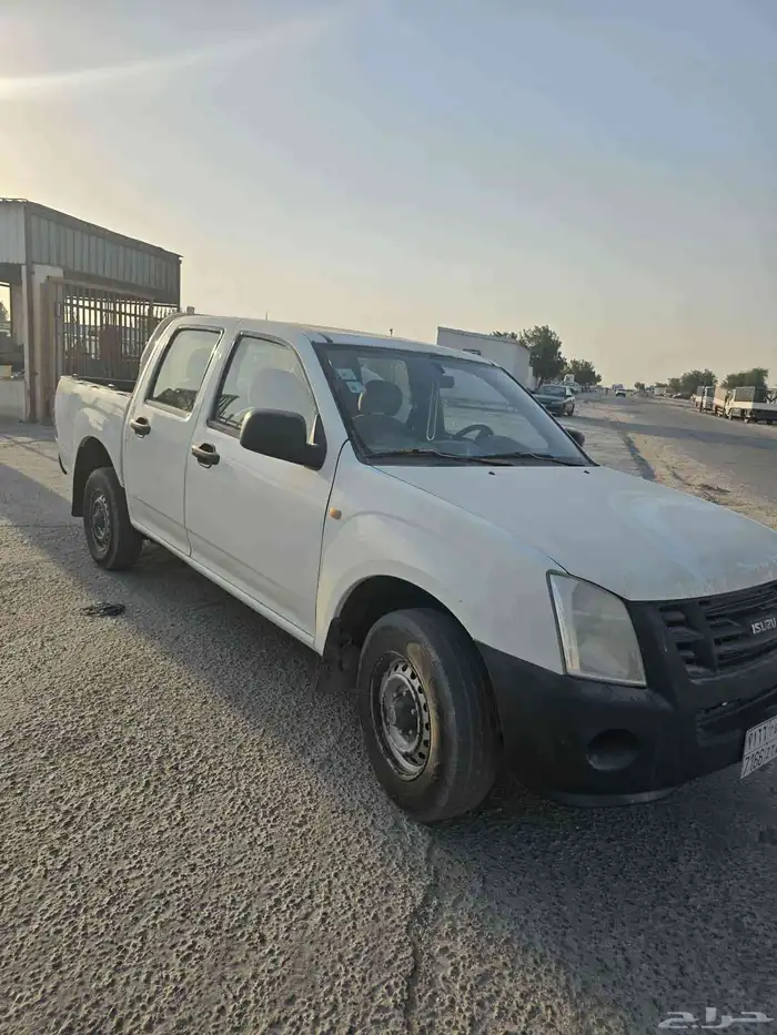 ايسوزو ديماكس 2010 1