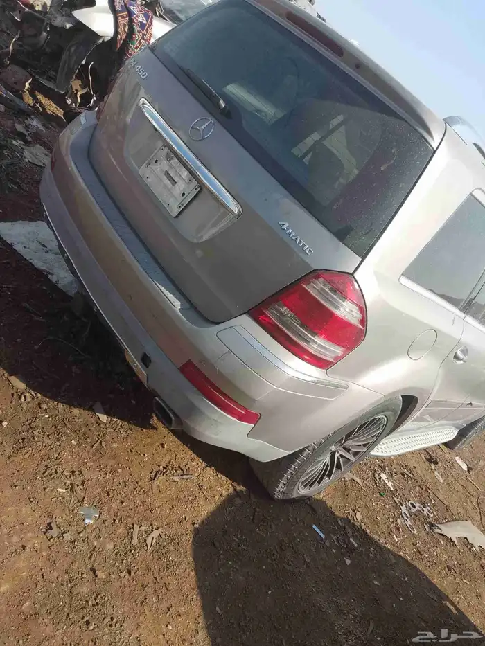 مرسديس ام ال حجم500  مديل2010تشليح قطع الغيار متوفر 4