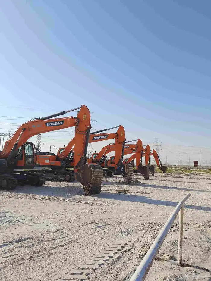 بكلينات موديل 2023 حجم 520 وحجم 225 للايجار اليومي والشهري 0