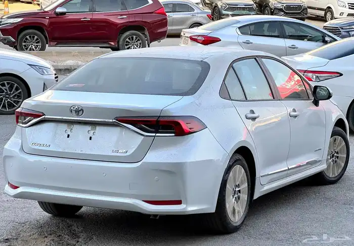 تويوتا كورلا مطور مكينه 1500سي سي 2025 1